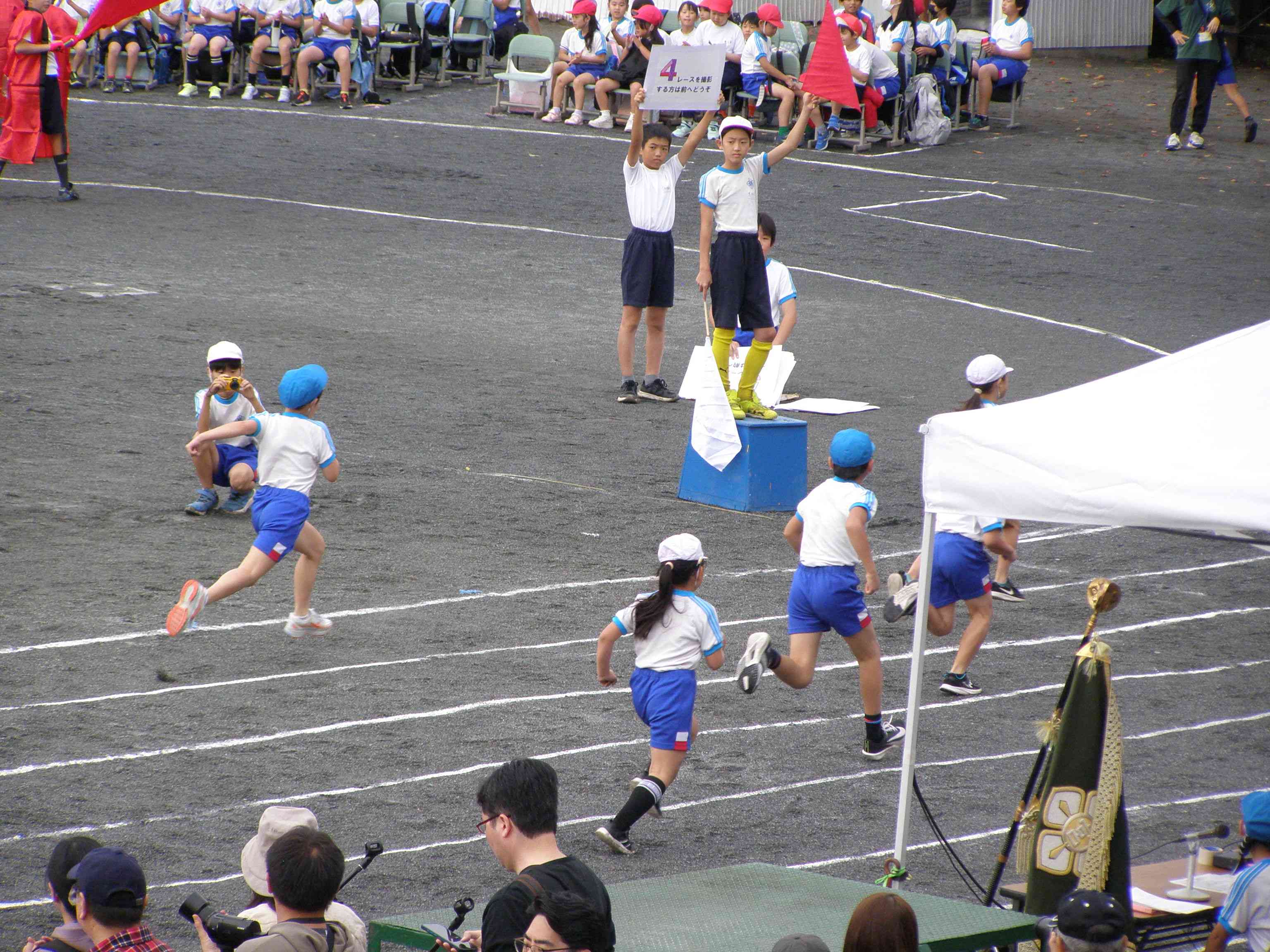 ４徒競走３年２