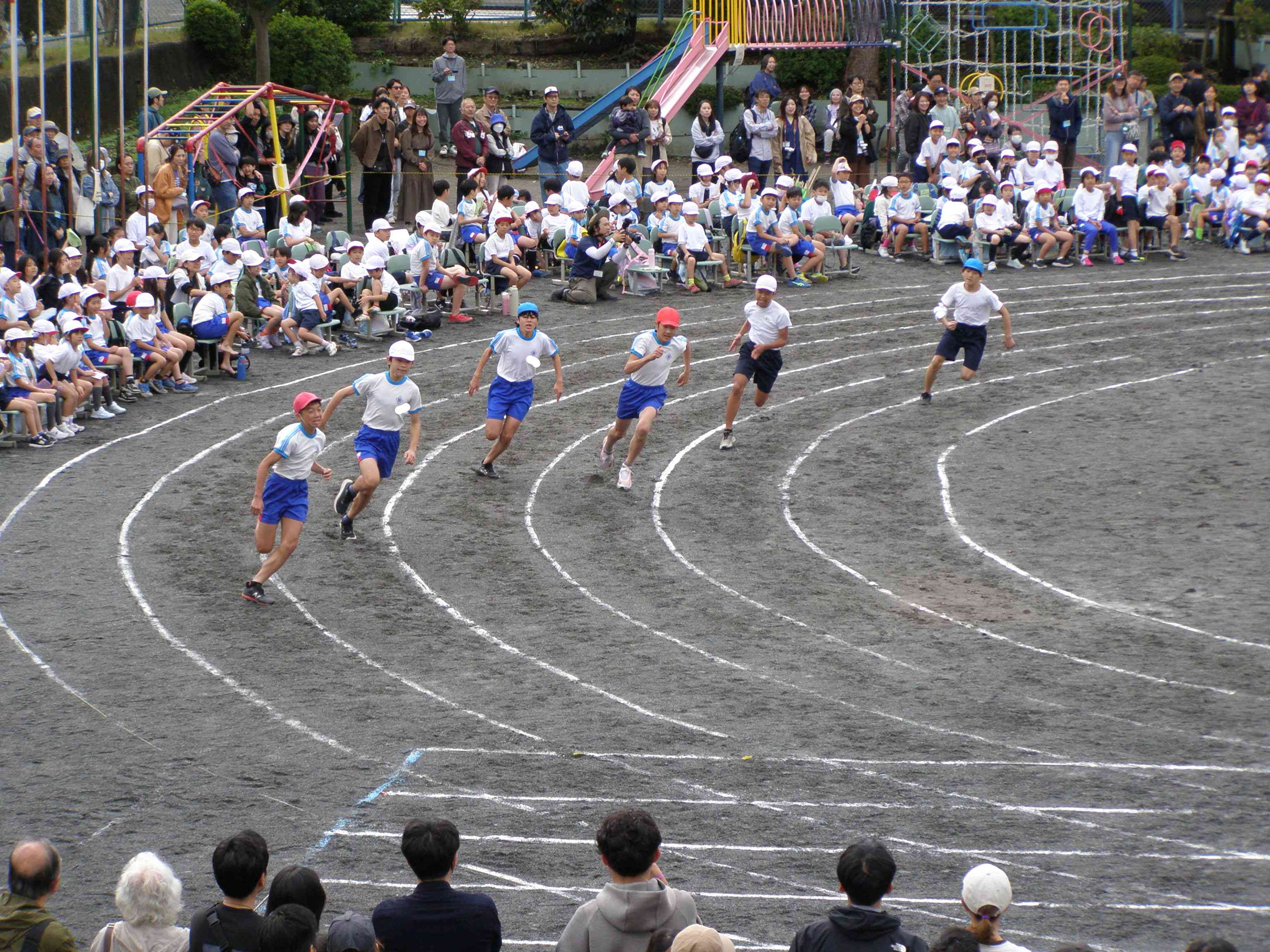 １３徒競走６年５